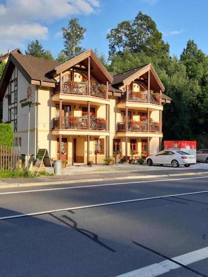 Pension Holiday Vrchlabí Dış mekan fotoğraf