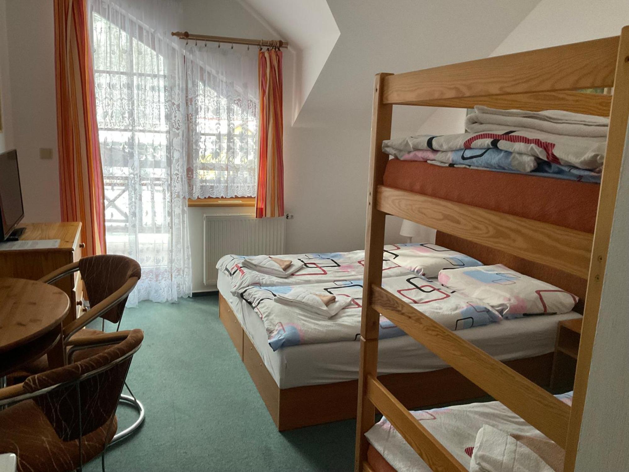 Pension Holiday Vrchlabí Dış mekan fotoğraf